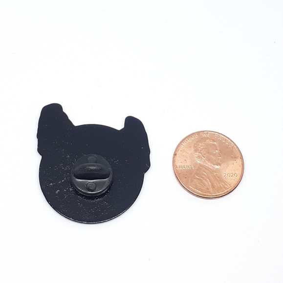 Skeleton hands vinyl record enamel pin - Picture 2 of 2